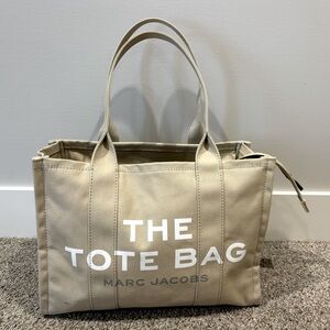 Marc Jacob’s medium tote bag